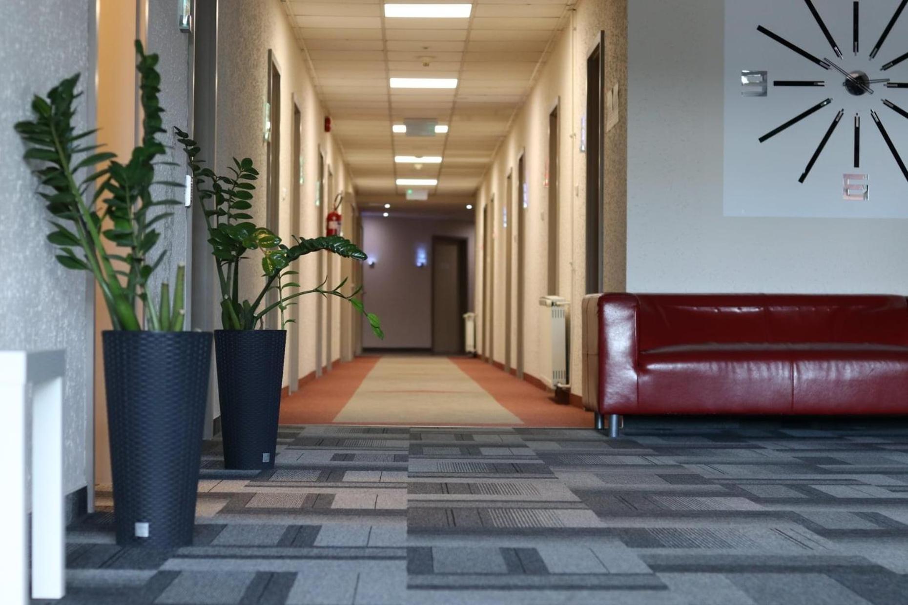 Only 15 Minutes To City Center, Free Secure Parking Budapest Exteriör bild
